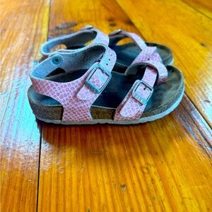 Pink Birkenstocks girls 8.5